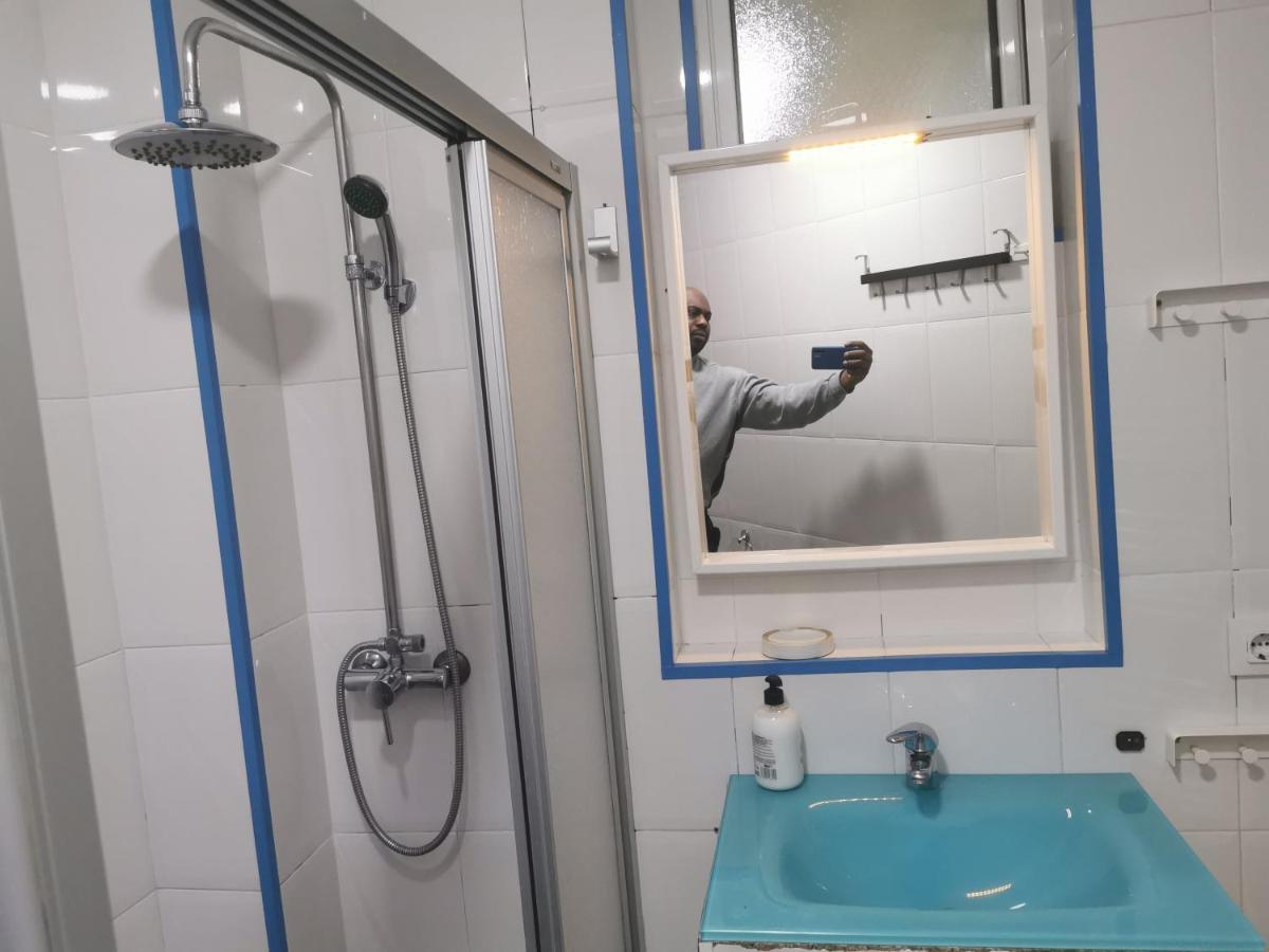 Subway Station Apartment Near Camp Nou L'Hospitalet de Llobregat Buitenkant foto