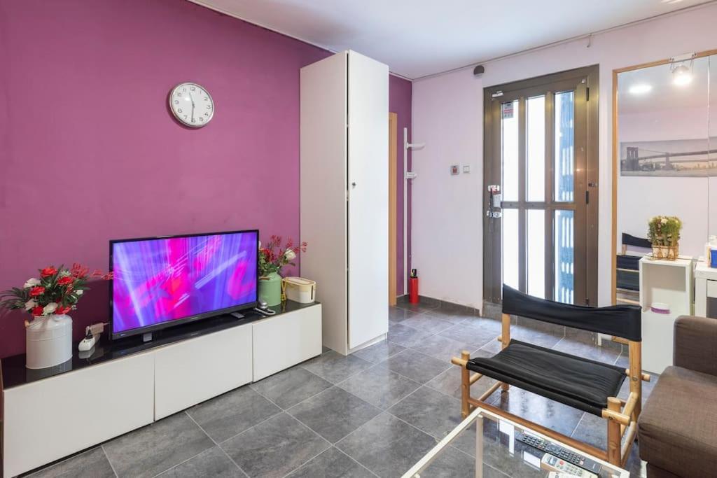Subway Station Apartment Near Camp Nou L'Hospitalet de Llobregat Buitenkant foto