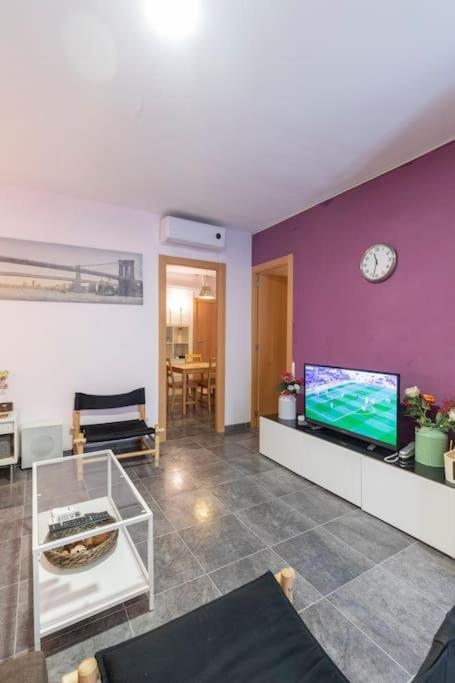 Subway Station Apartment Near Camp Nou L'Hospitalet de Llobregat Buitenkant foto