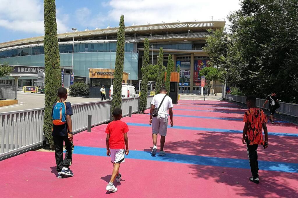Subway Station Apartment Near Camp Nou L'Hospitalet de Llobregat Buitenkant foto